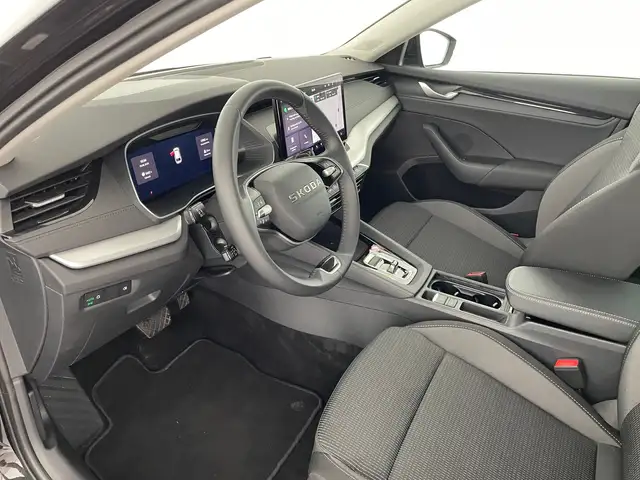Skoda Octavia view 8