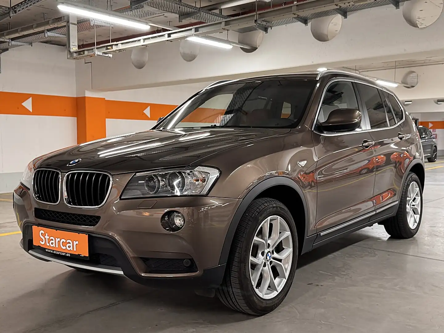 BMW X3 xDrive20d*1.BESITZ*VOLLLEDER*RÜCKFAHRKAMERA* Braun - 2