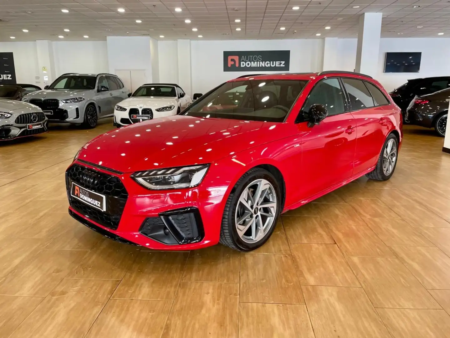 Audi A4 Avant 35 TDI Advanced S tronic 120kW Rojo - 1
