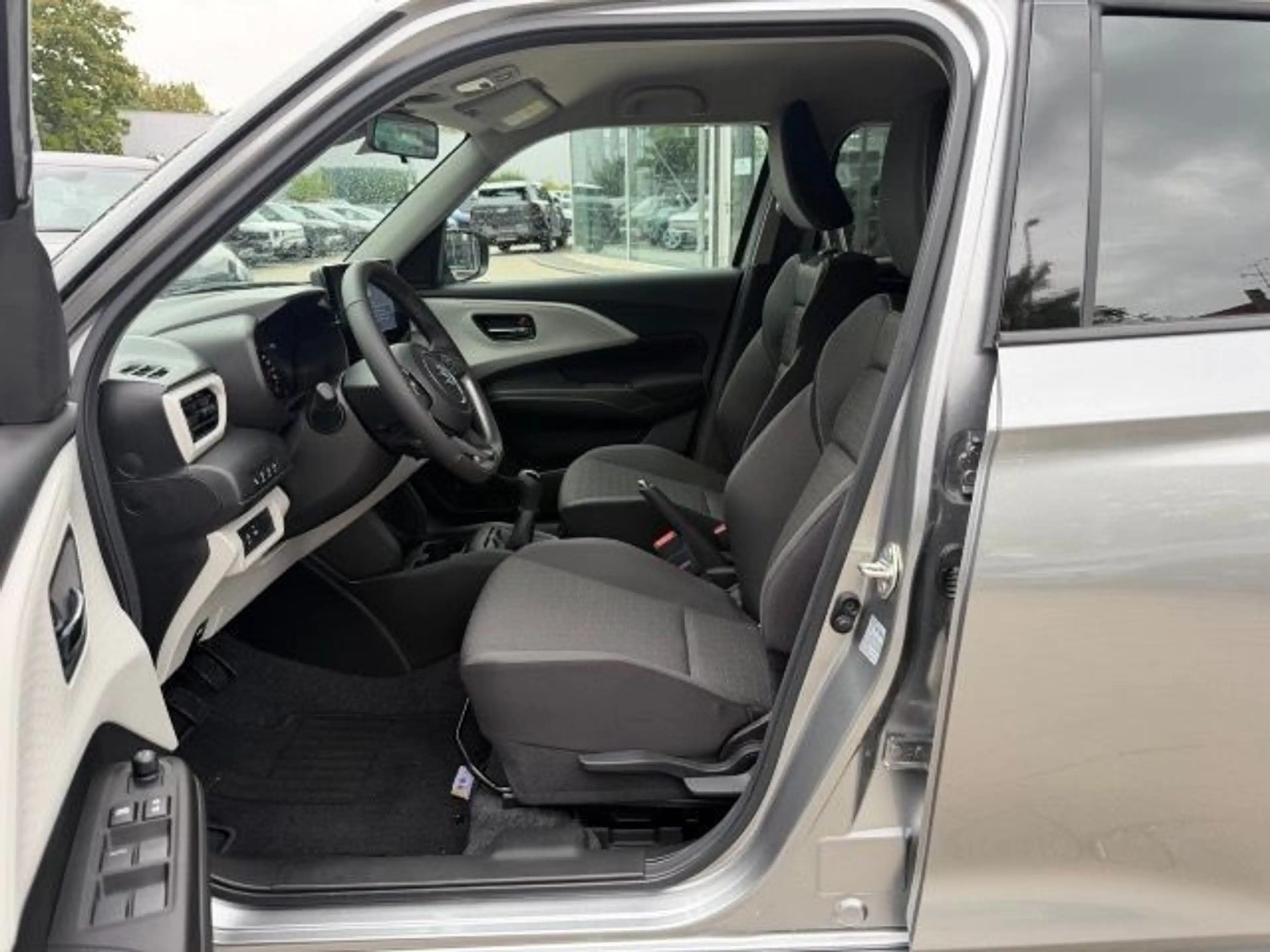 Suzuki Swift 5-Türer 1.2 DUALJET HYBRID Comfort — photo 14
