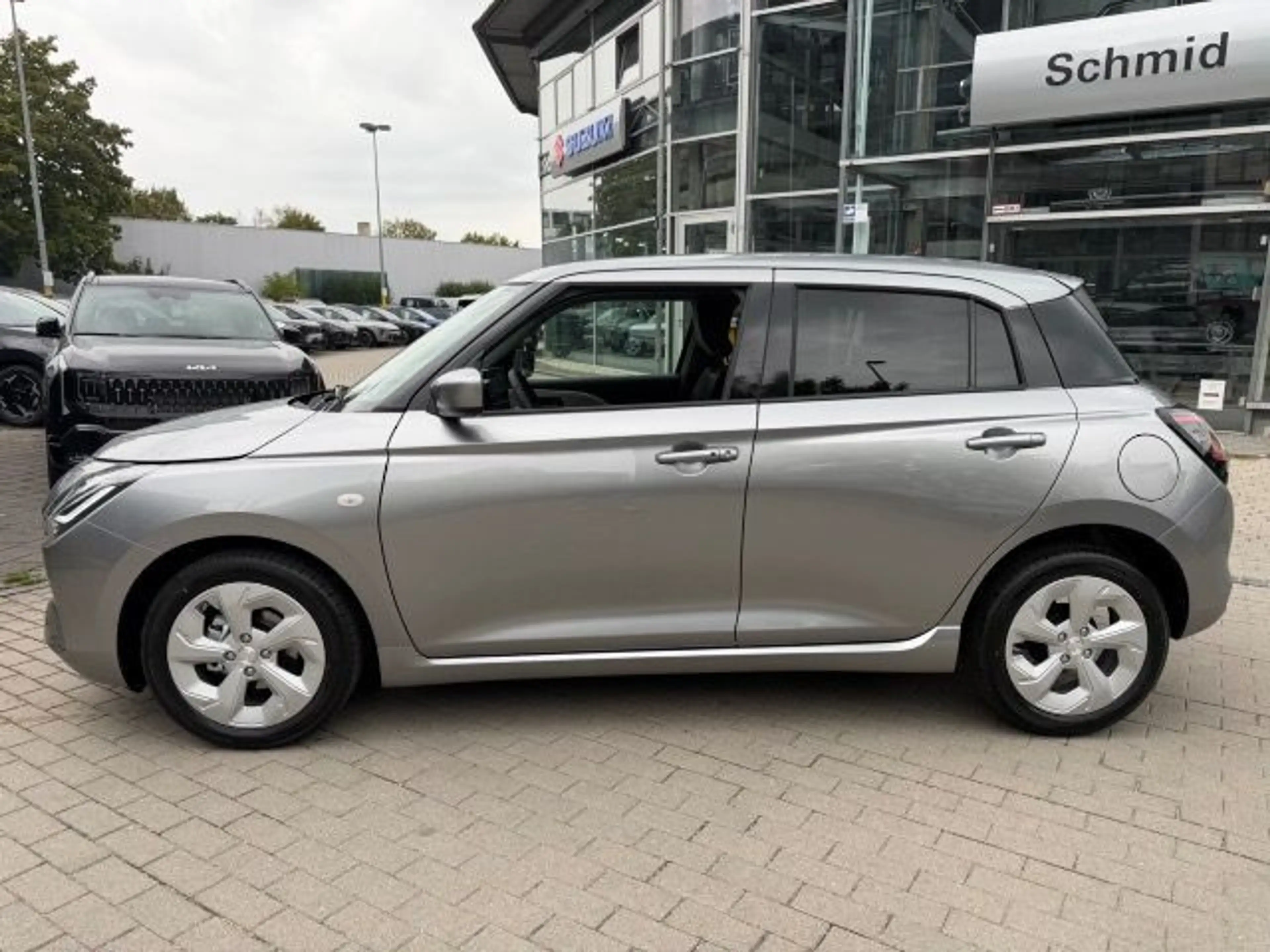 Suzuki Swift 5-Türer 1.2 DUALJET HYBRID Comfort — photo 10