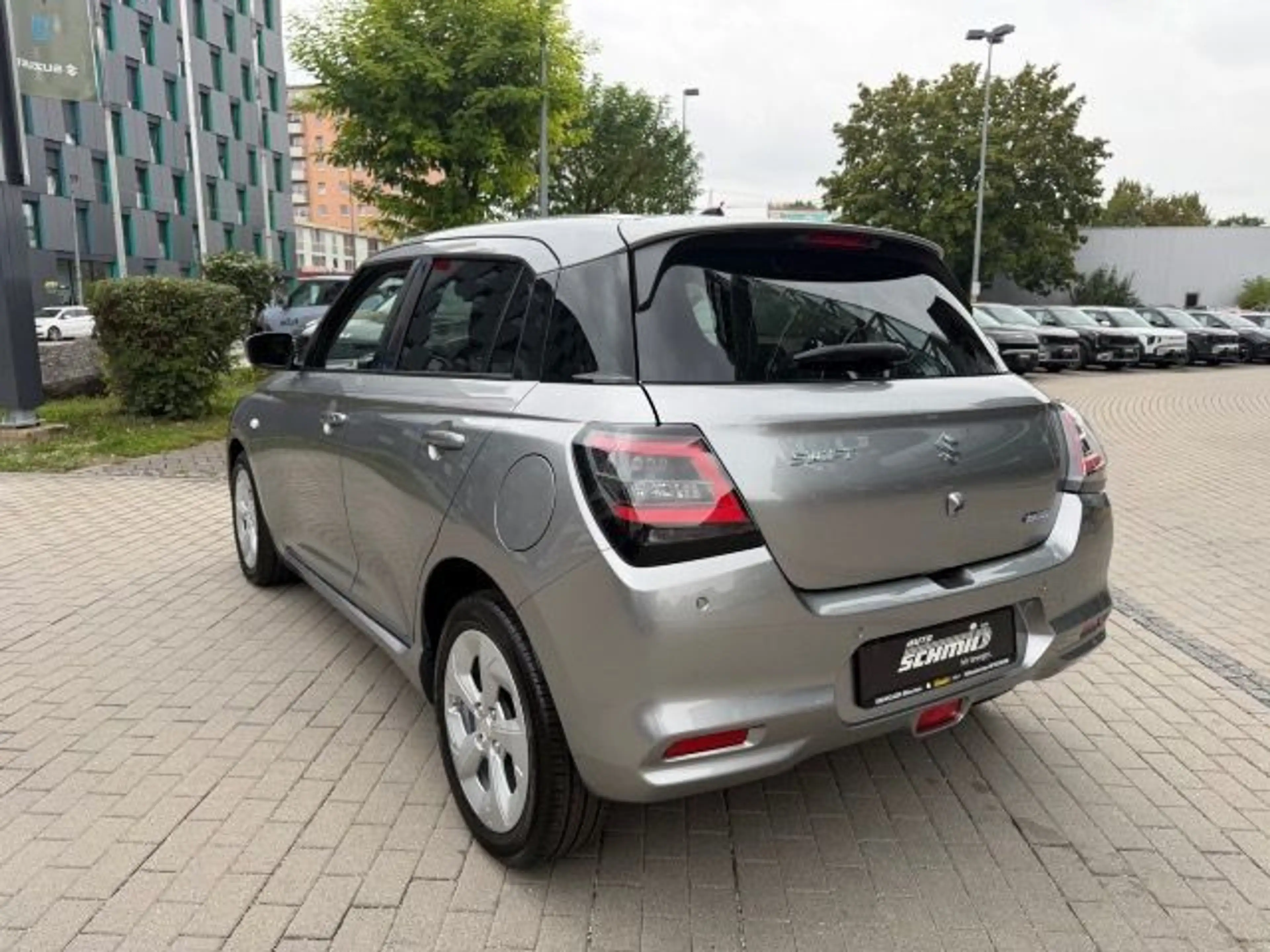 Suzuki Swift 5-Türer 1.2 DUALJET HYBRID Comfort — photo 9