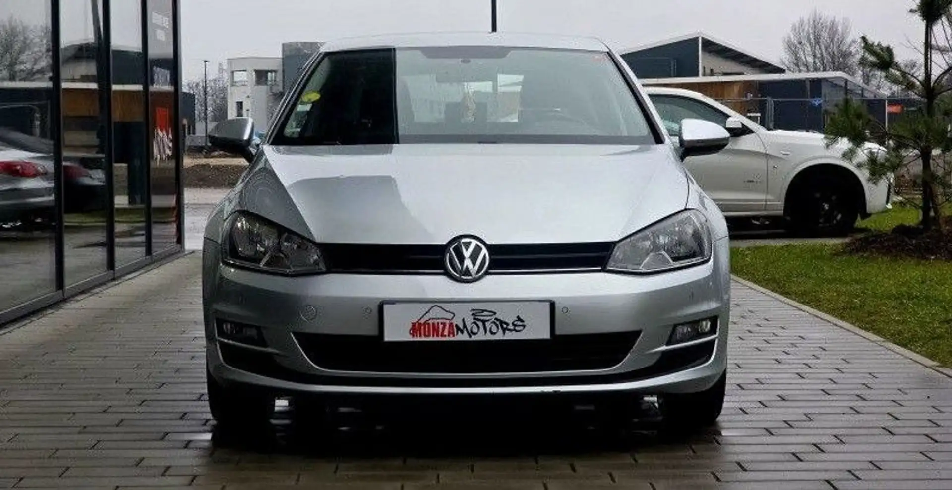 Volkswagen Golf VII 1.6 TDI 90CH BLUEMOTION TECHNOLOGY FAP CONFORTLINE 5CV 5P Grau - 2