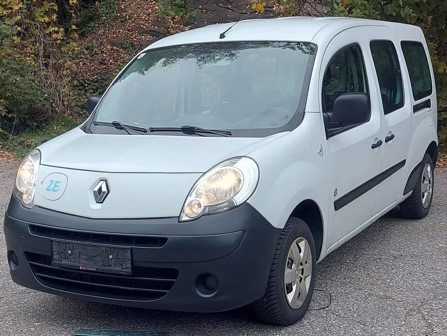 Renault Kangoo Z.E. Kangoo Z.E. Maxi 5-Sitzer 22kWh (Batteriemiete) Fehér - 1