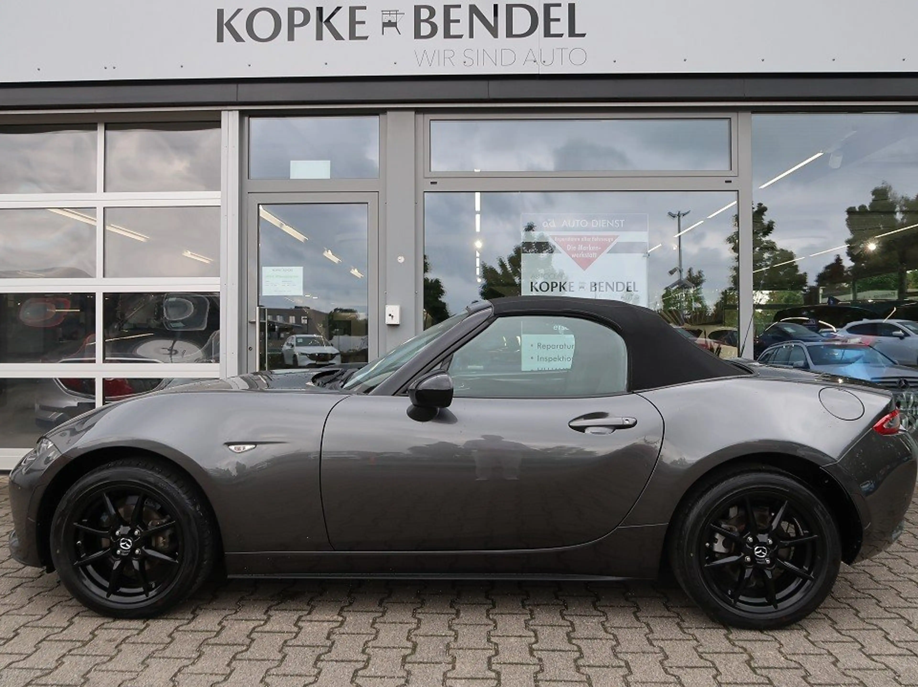 Mazda MX-5 *1. Damenhand*Wartungsnachweise*Garagenfahrzeug* A — photo 2