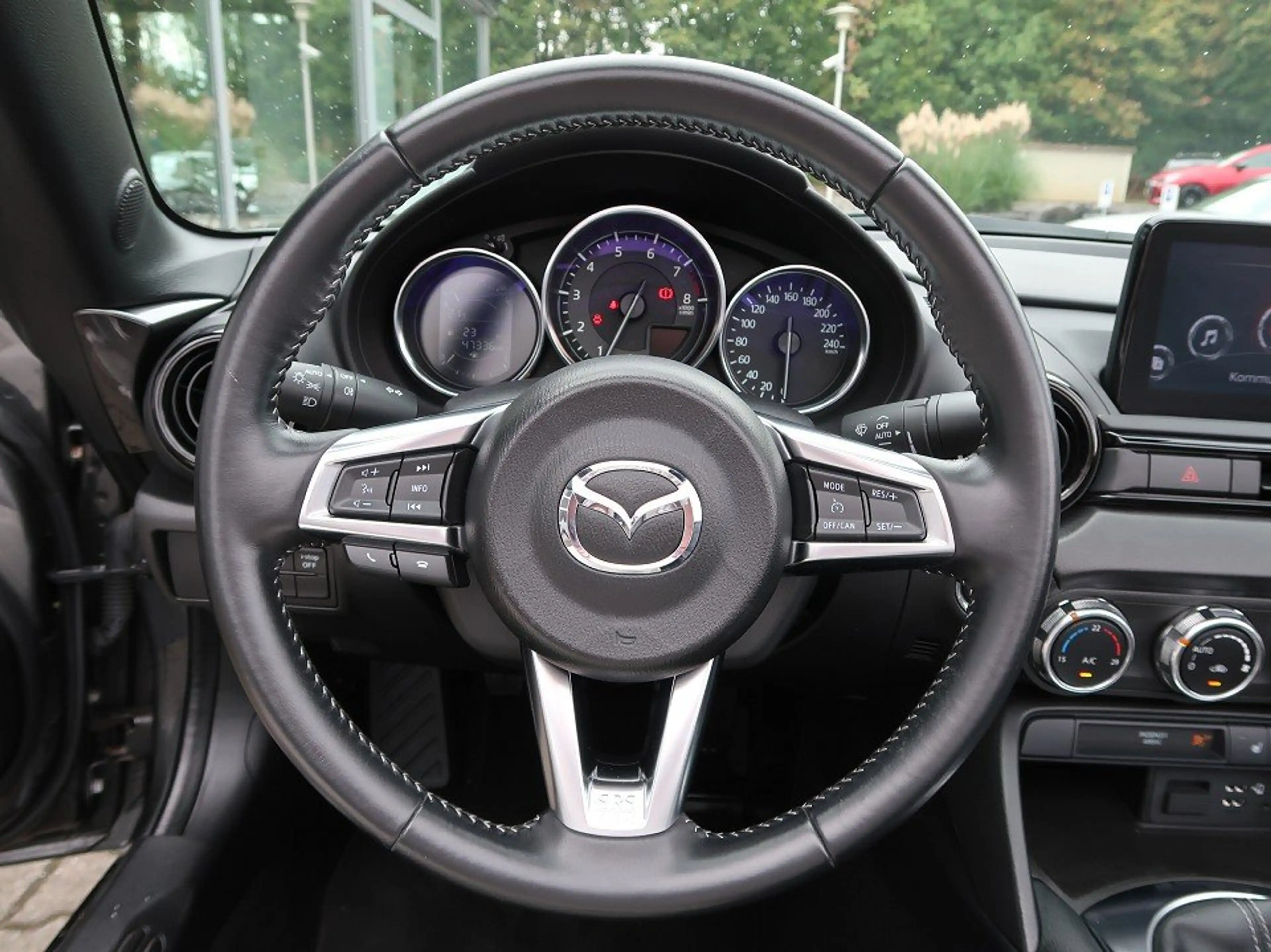 Mazda MX-5 *1. Damenhand*Wartungsnachweise*Garagenfahrzeug* A — photo 14