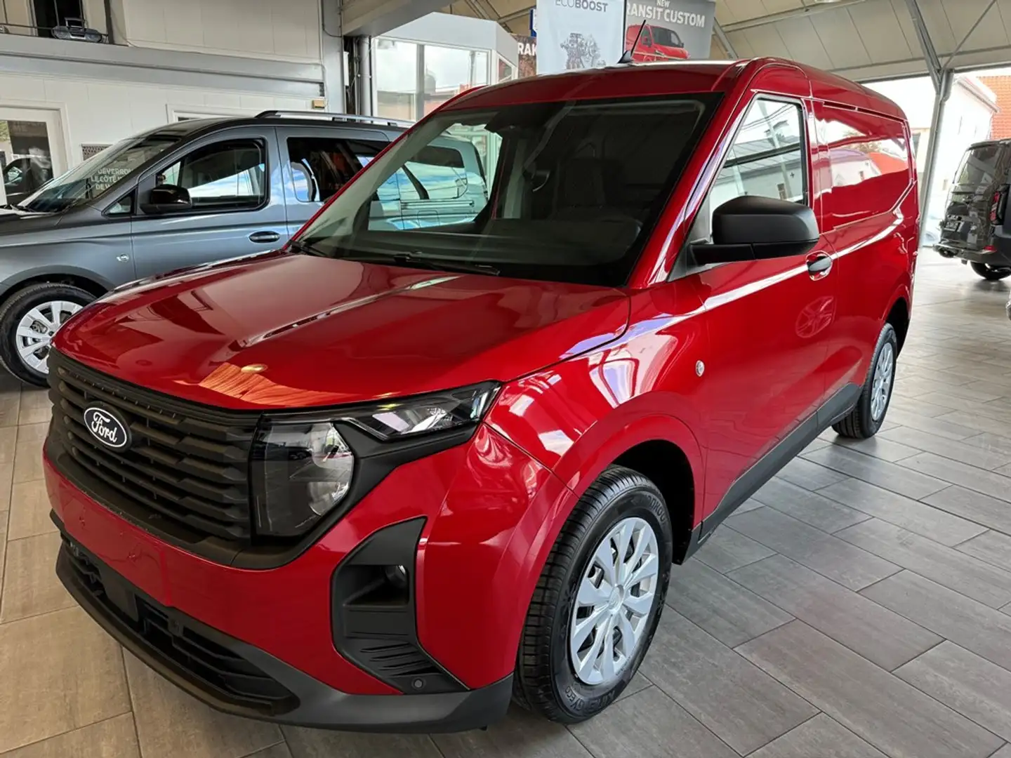 Ford Transit Courier Trend 1.0 EcoBoost Roşu - 1