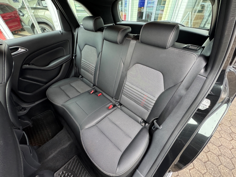Mercedes-Benz B 180 Style Edition 7G-DCT Urban Automatik — photo 10