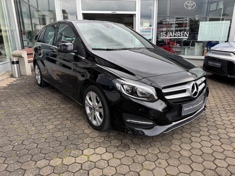 Mercedes-Benz B 180 Style Edition 7G-DCT Urban Automatik — photo 5