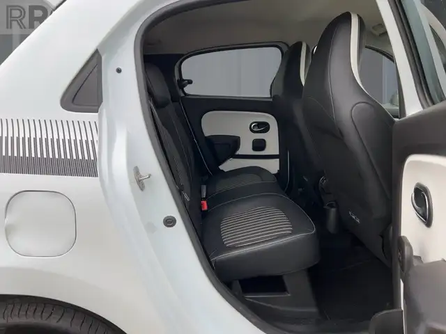 Renault Twingo view 9