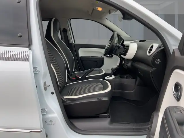 Renault Twingo view 8
