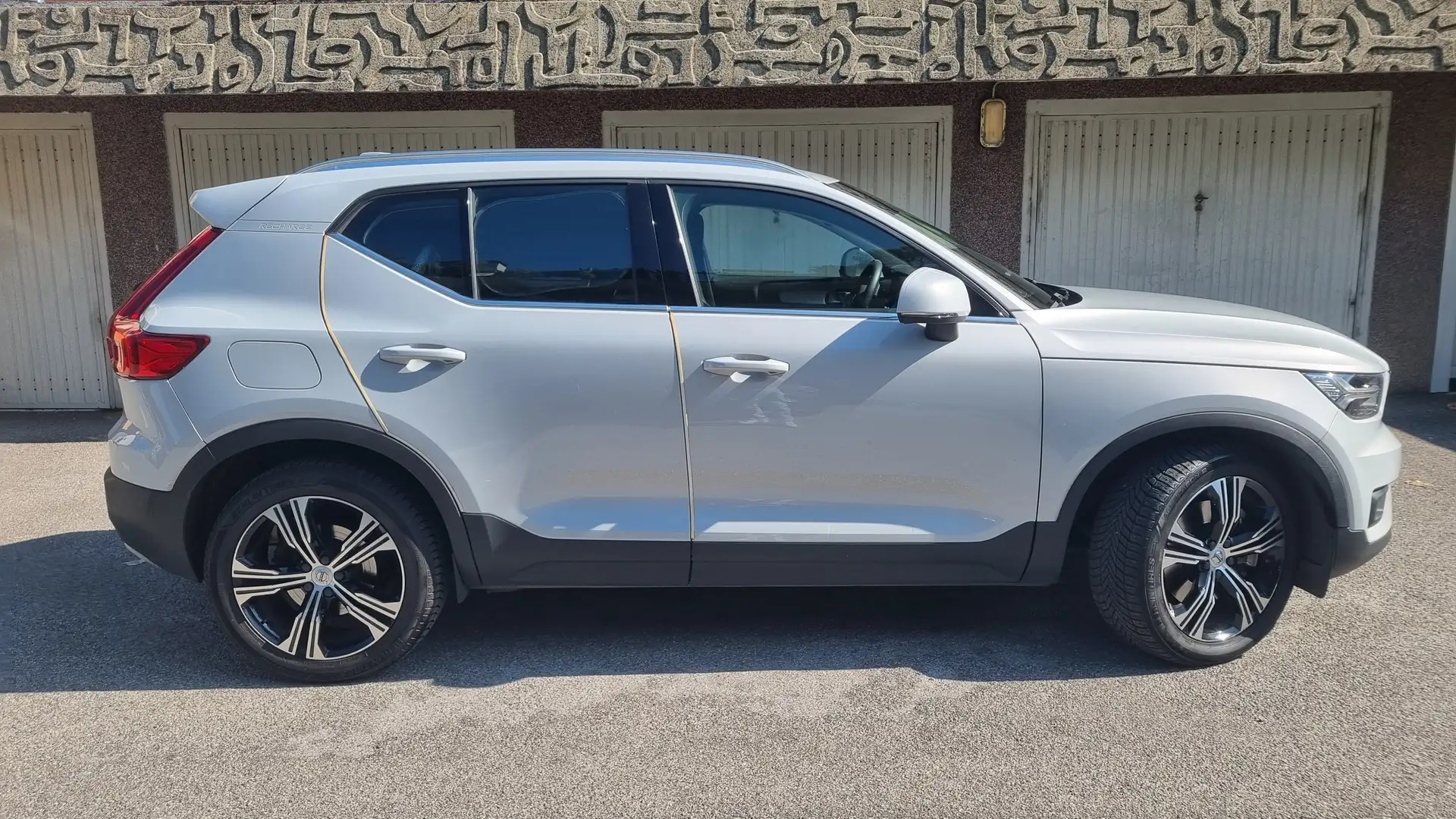 Volvo XC40 XC40 1.5 t5 PHEV Inscription Expression auto my21 Zilver - 2