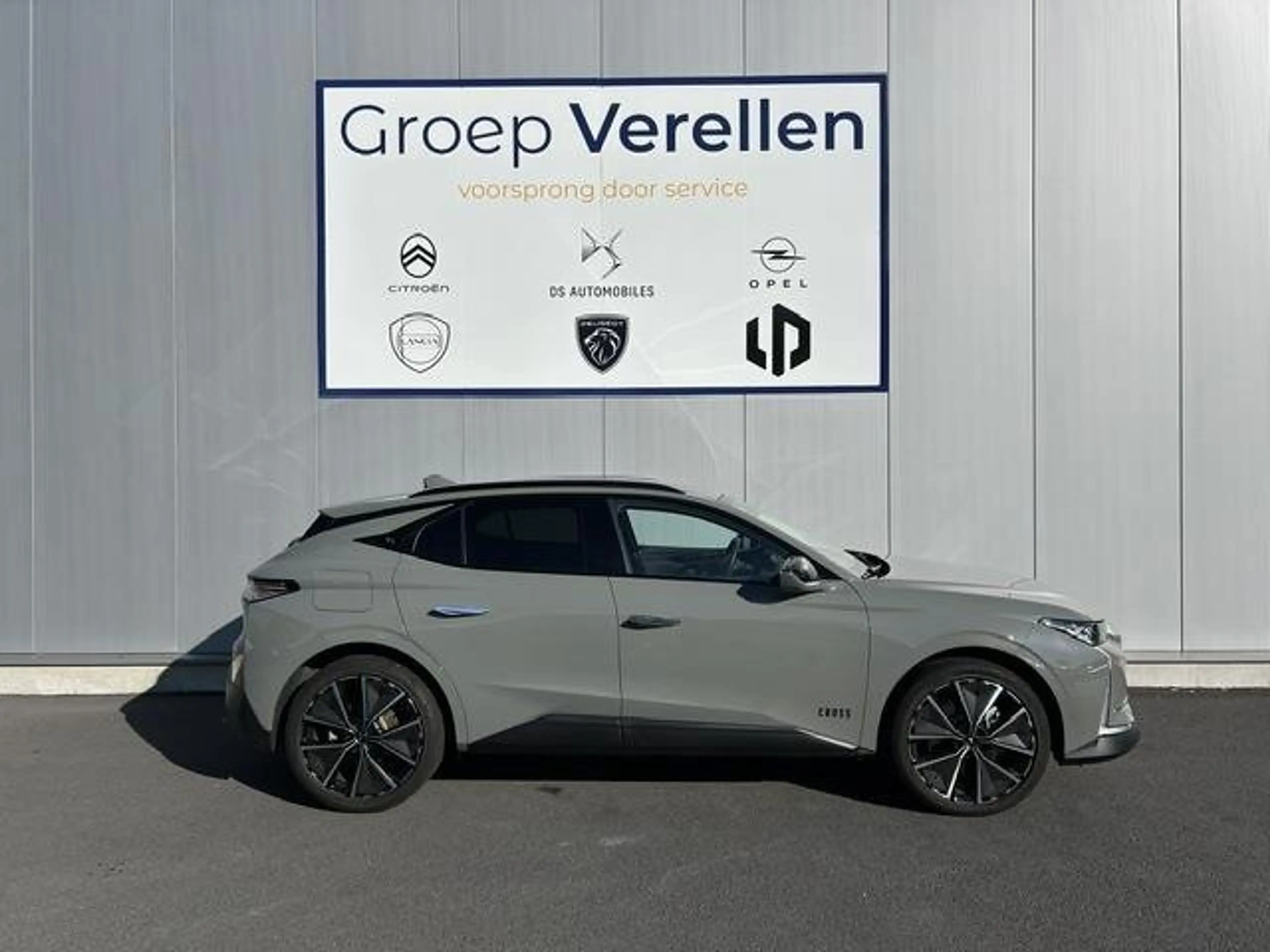 DS Automobiles DS 4 Cross Rivoli E-Tense 225pk — photo 4