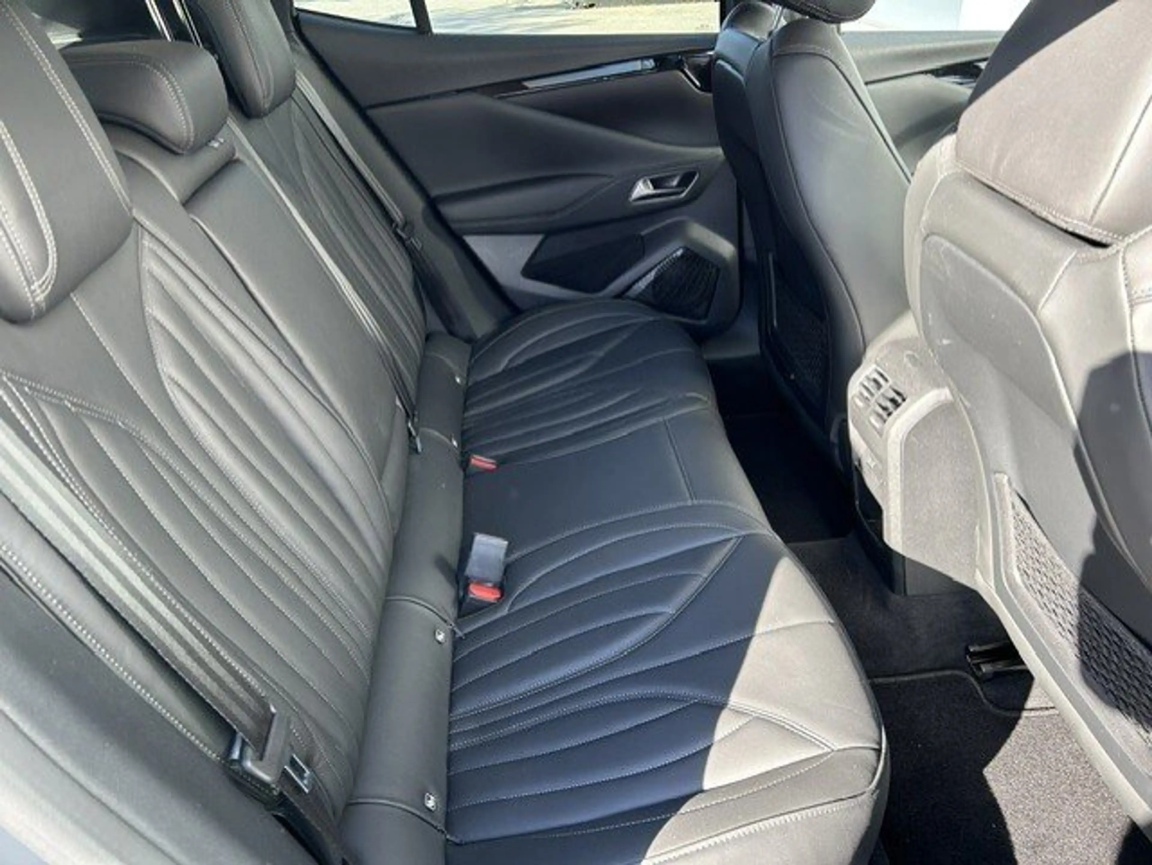 DS Automobiles DS 4 Cross Rivoli E-Tense 225pk — photo 12