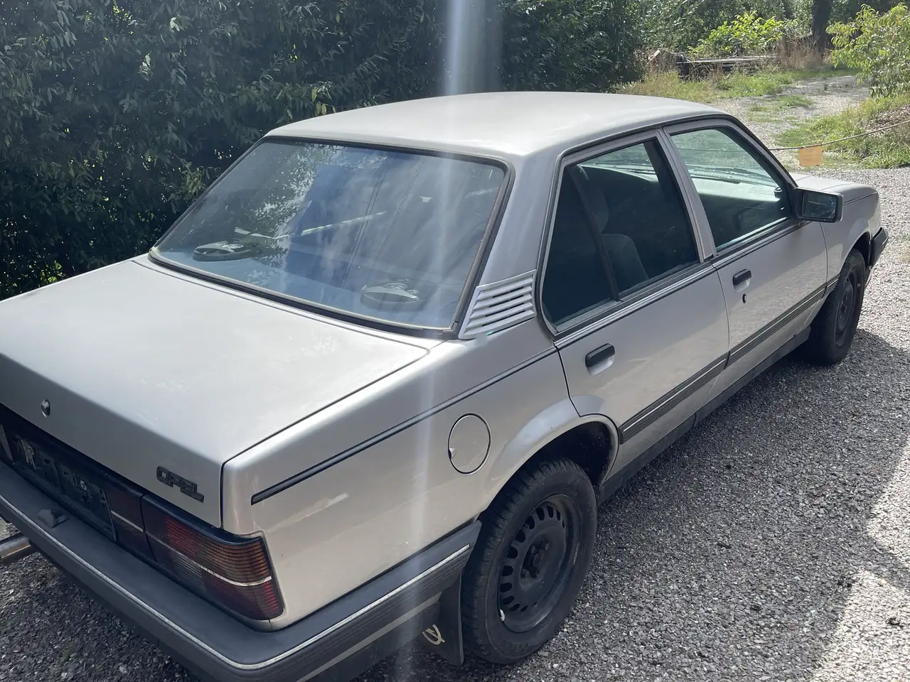 Opel Ascona GL 2,0 i, foto 3
