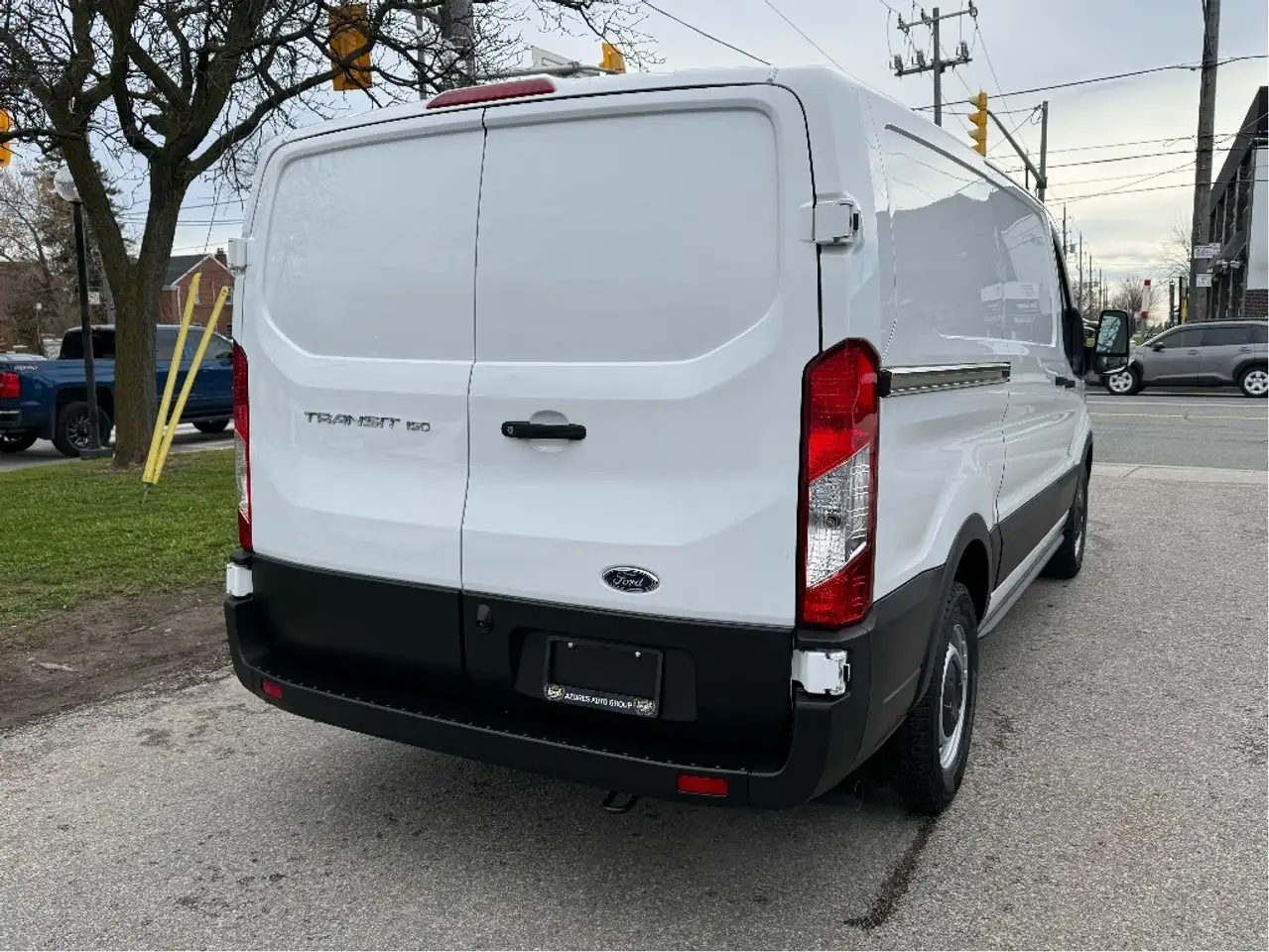 Ford Transit Cargo Van снимка Ford Transit Cargo Van