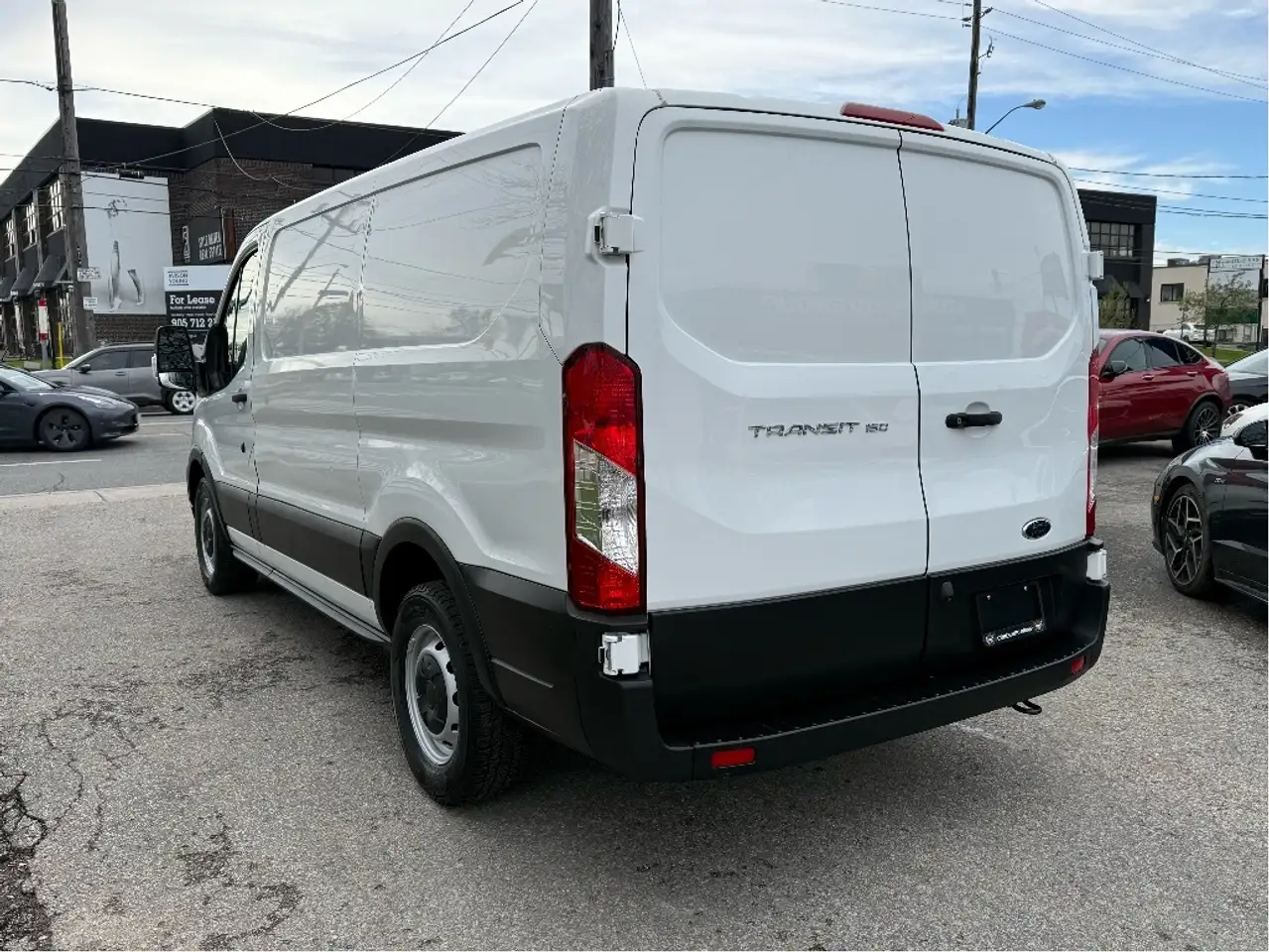 Ford Transit Cargo Van снимка Ford Transit Cargo Van