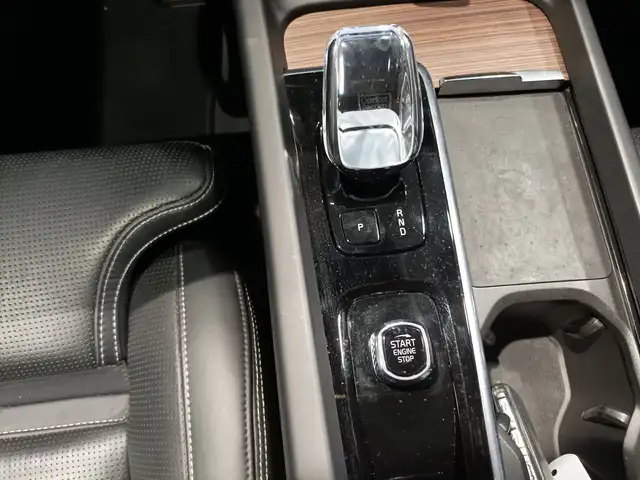 Volvo XC60 view 13