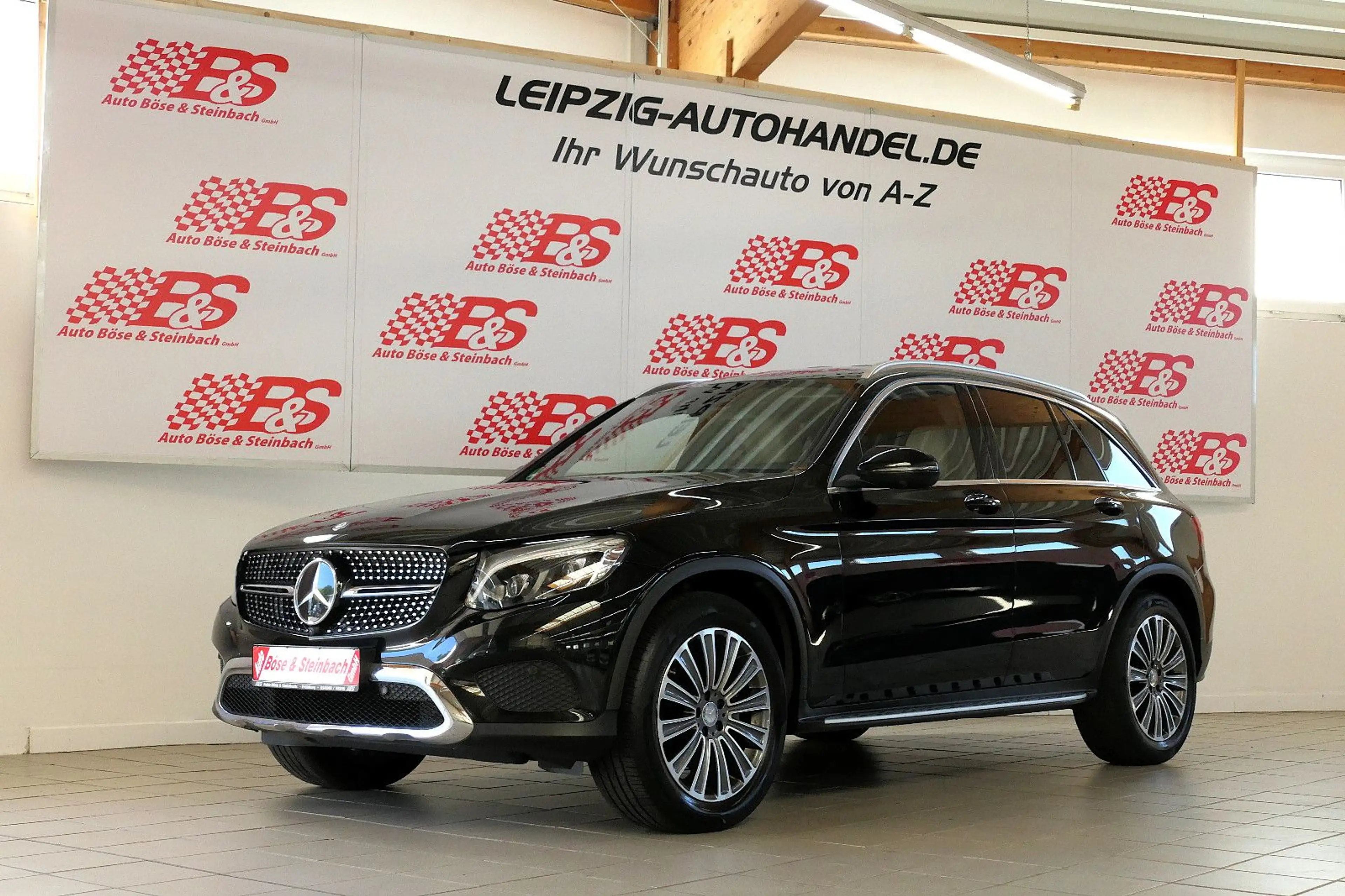 Mercedes-Benz GLC 250 d 4Matic Exclusiv *LED*AHK*LEDER*LUFT*