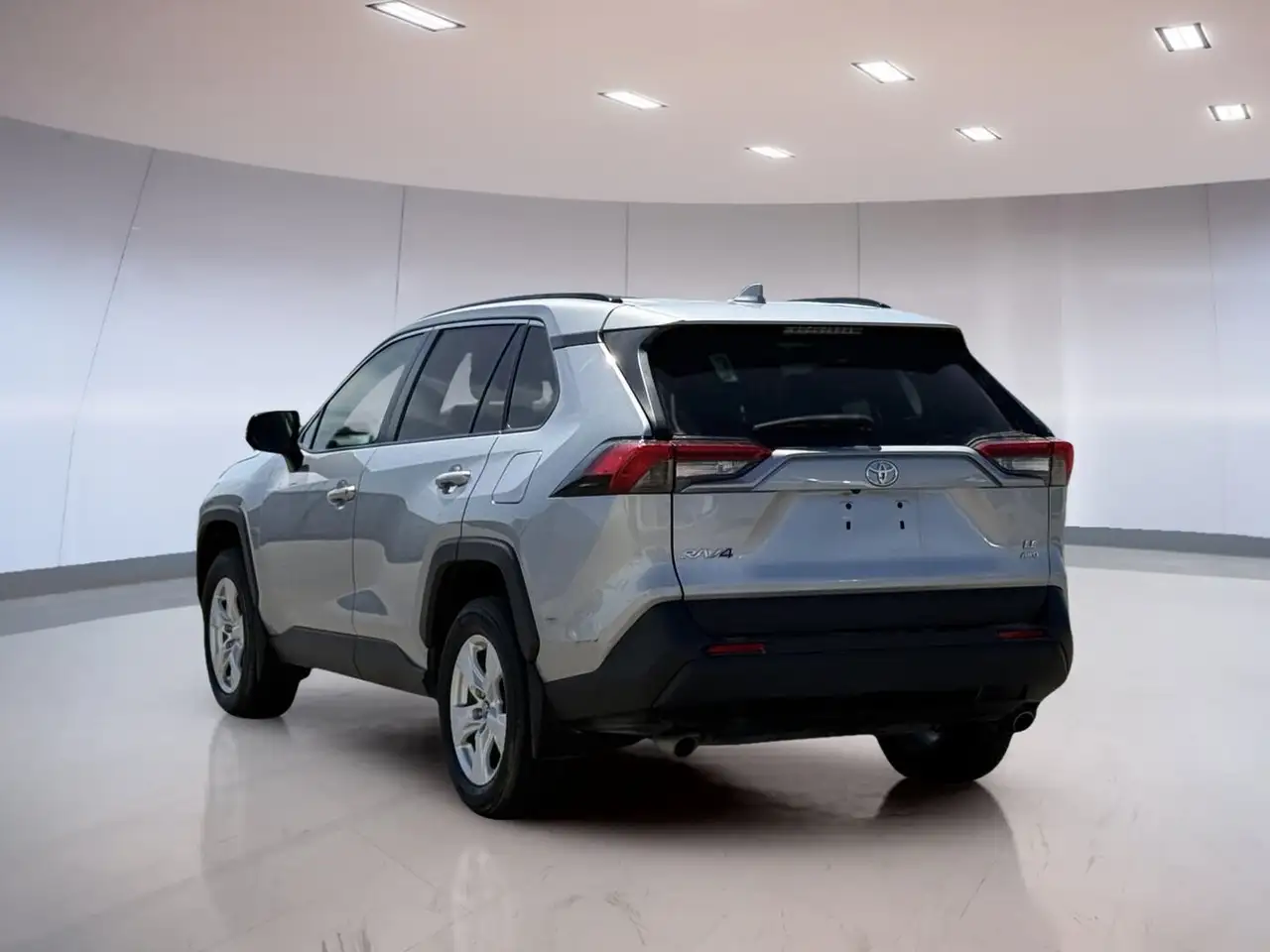 Toyota RAV 4 снимка Toyota RAV 4