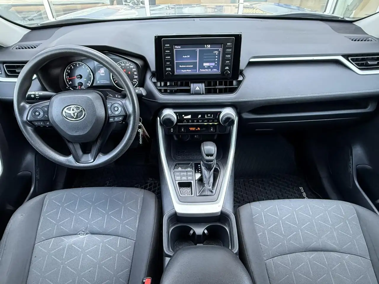 Toyota RAV 4 снимка Toyota RAV 4
