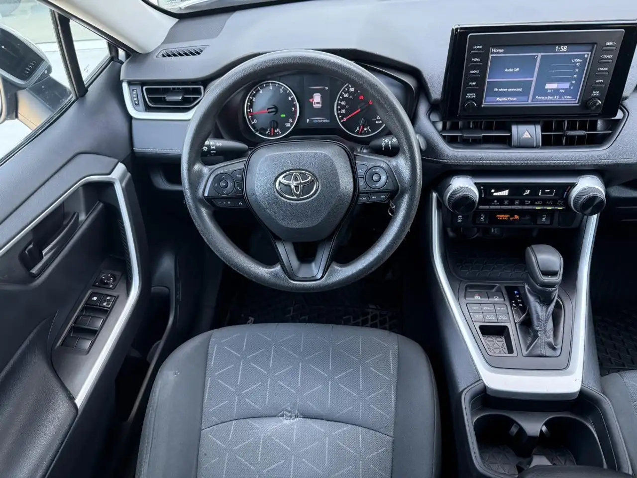 Toyota RAV 4 снимка Toyota RAV 4