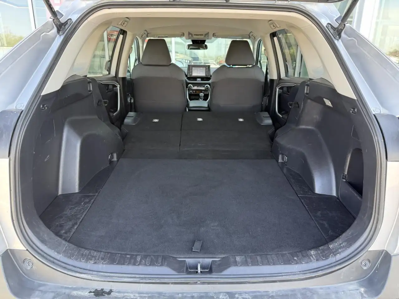 Toyota RAV 4 снимка Toyota RAV 4