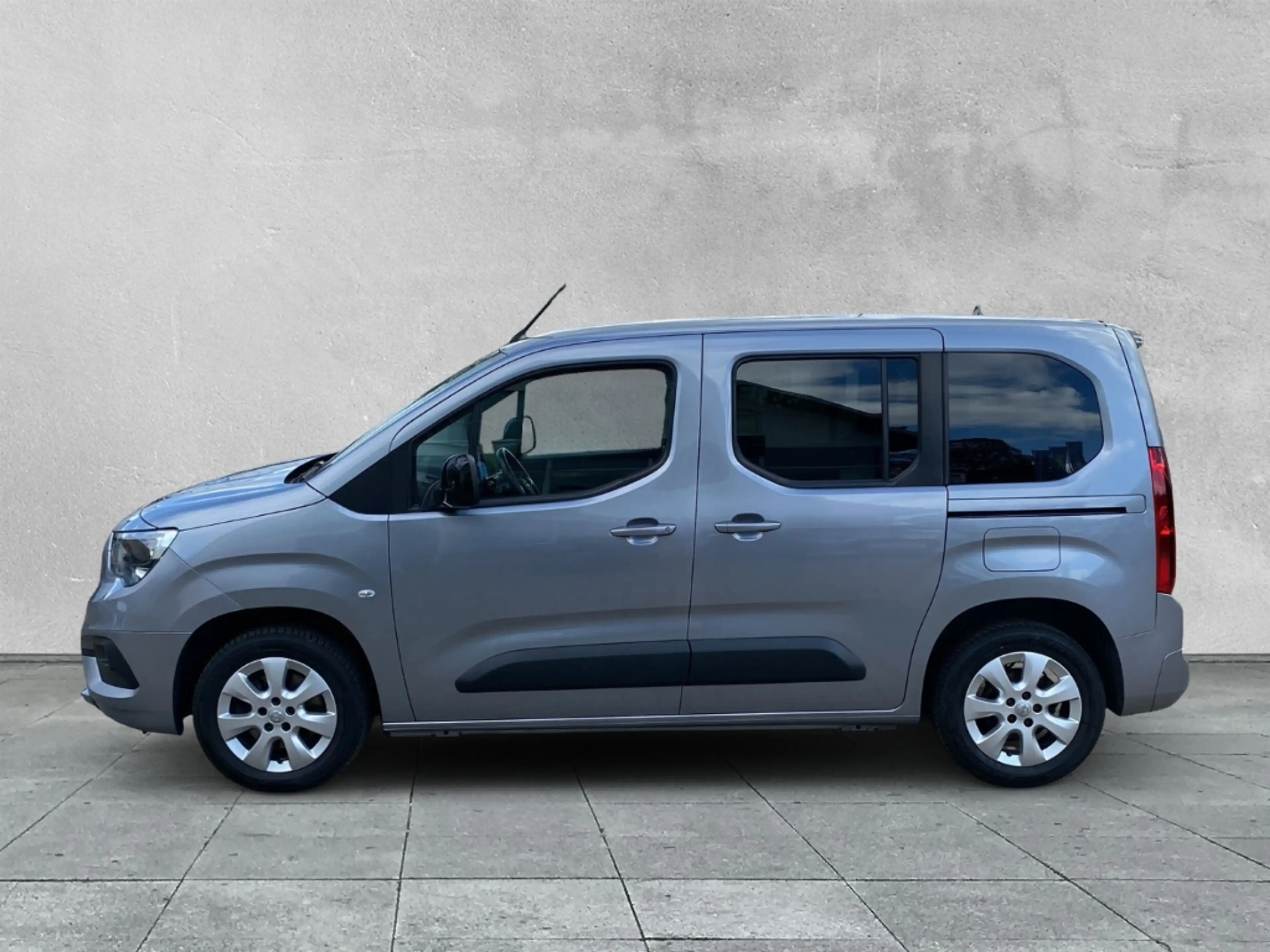 Opel Combo Life DI TURBO ELEGANCE E Elegance 1.2 Turbo NAVI+KLIMA+ — photo 2