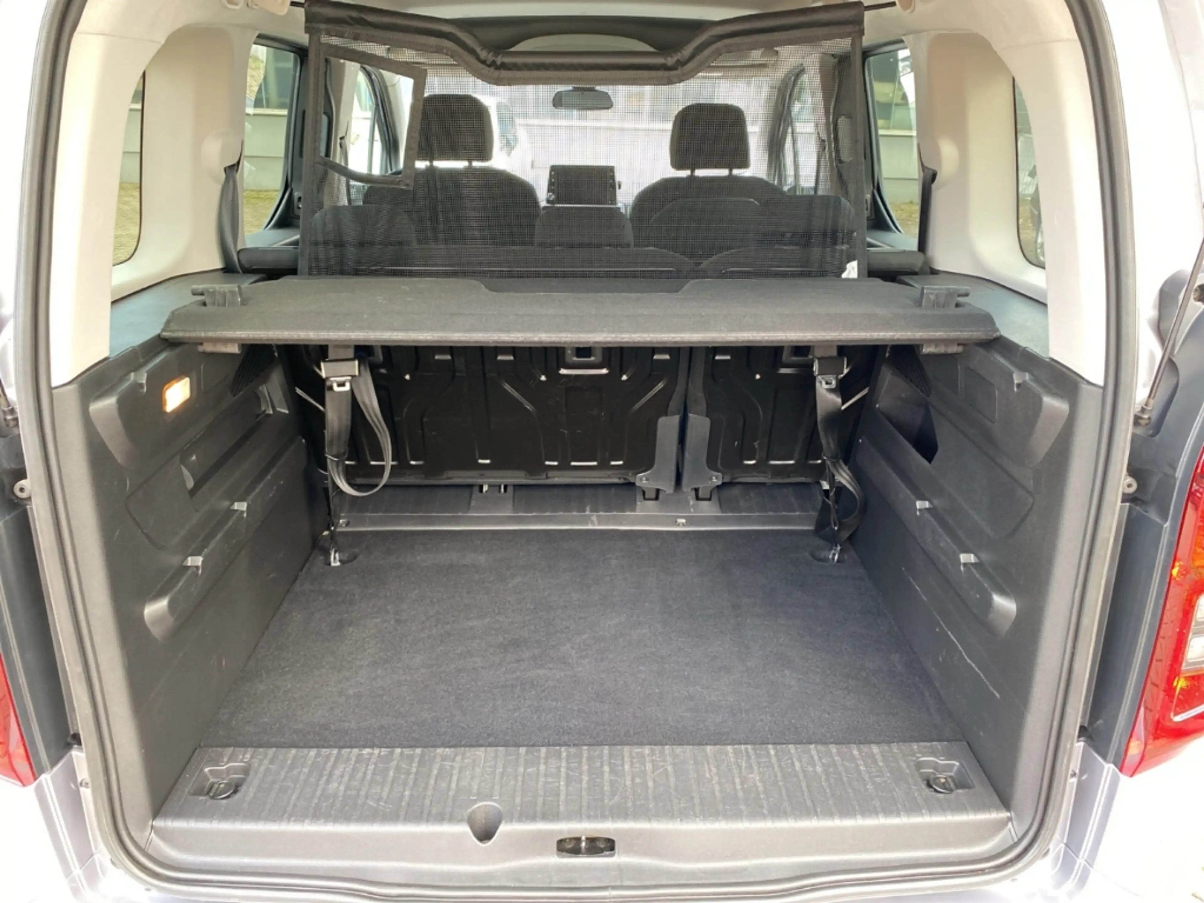Opel Combo Life DI TURBO ELEGANCE E Elegance 1.2 Turbo NAVI+KLIMA+ — photo 12