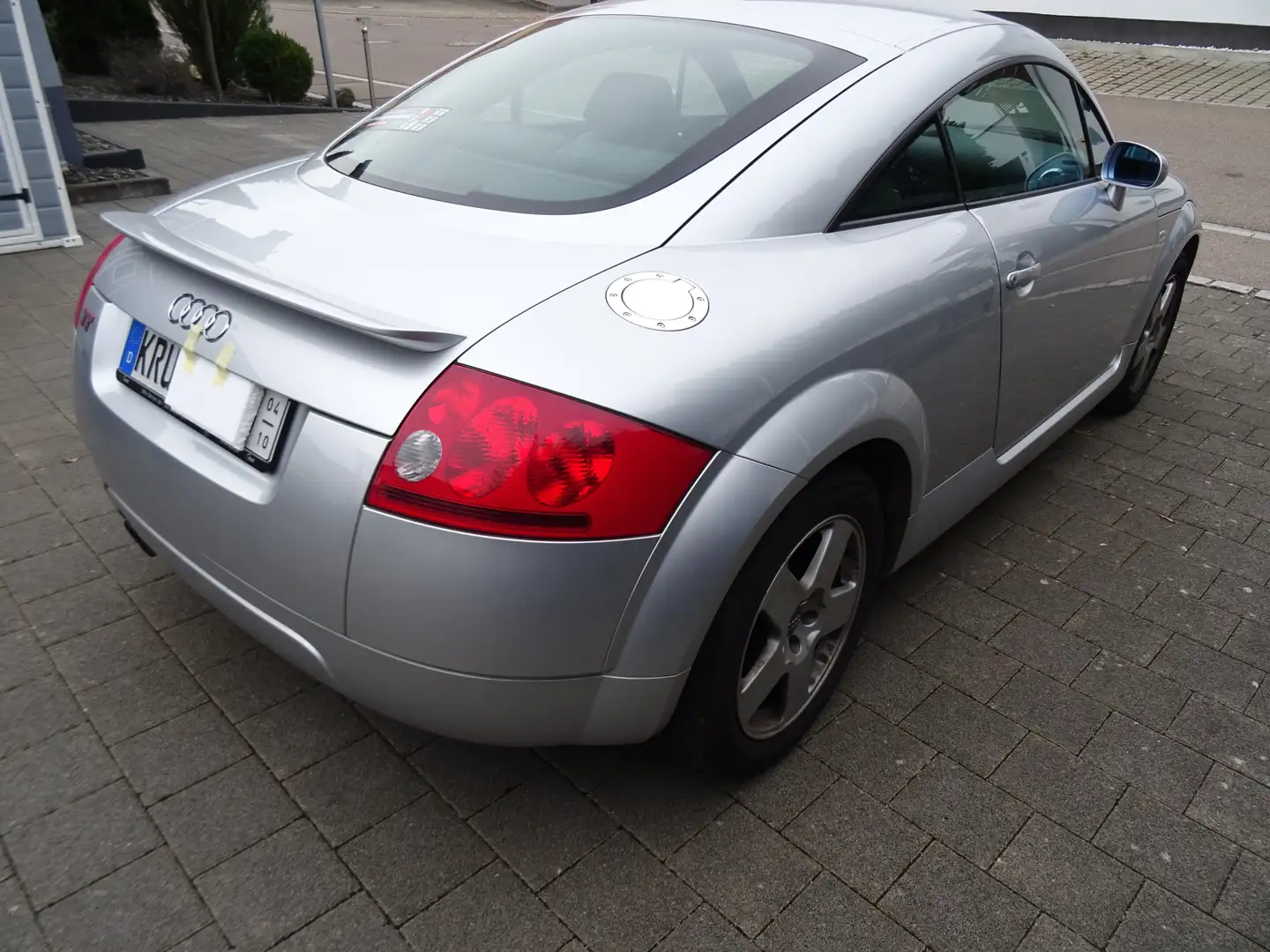 Audi TT TT Coupe 1.8 T Silber - 2