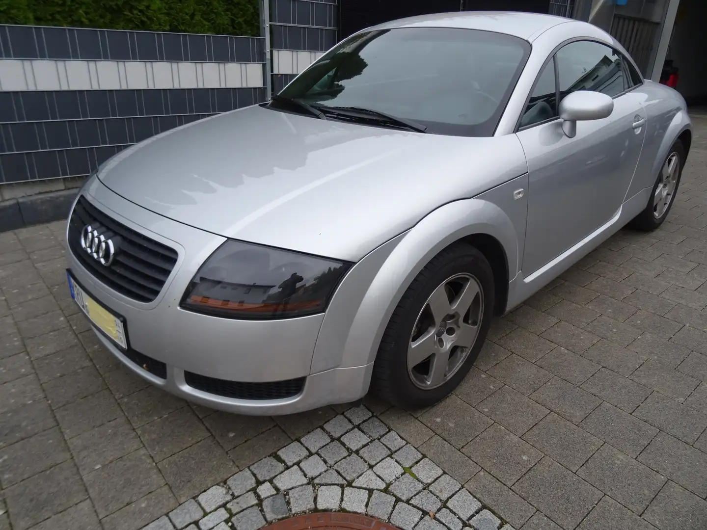 Audi TT TT Coupe 1.8 T Silber - 1