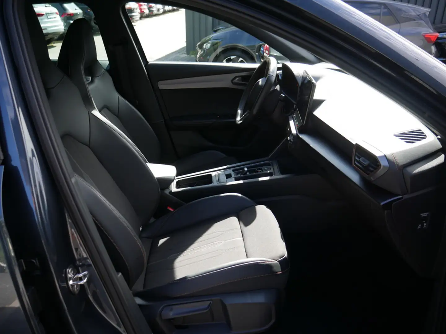 CUPRA Formentor 2.0 TSI VZ 4Drive COPPER BREMBO LED Grau - 2