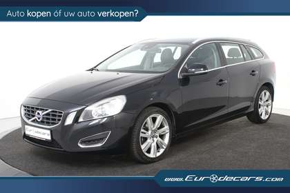 Volvo V60 1.6 T3 Summum *Navigatie*Trekhaak*Leer*