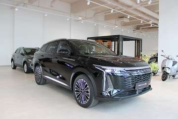 PHEV 1.5TGDi Premium Line AWD