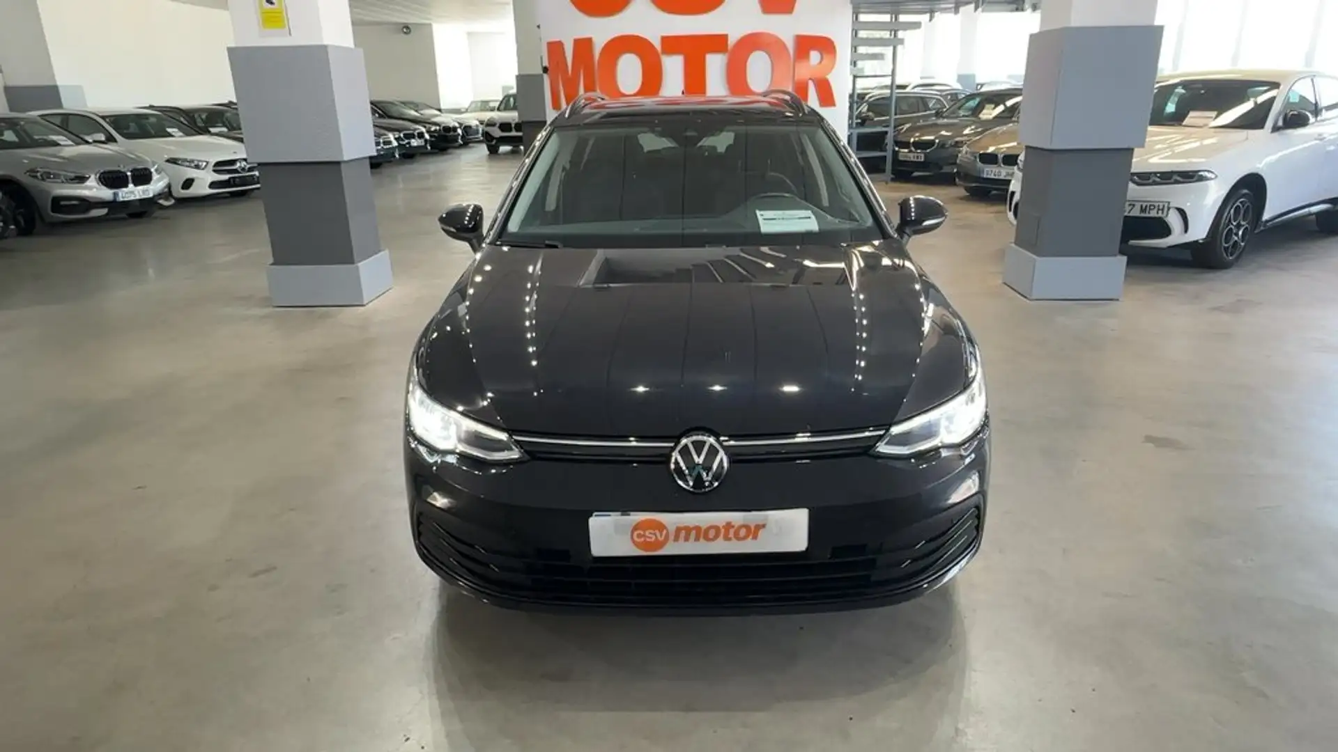 Volkswagen Golf Variant 1.0 TSI Life 81kW - 2