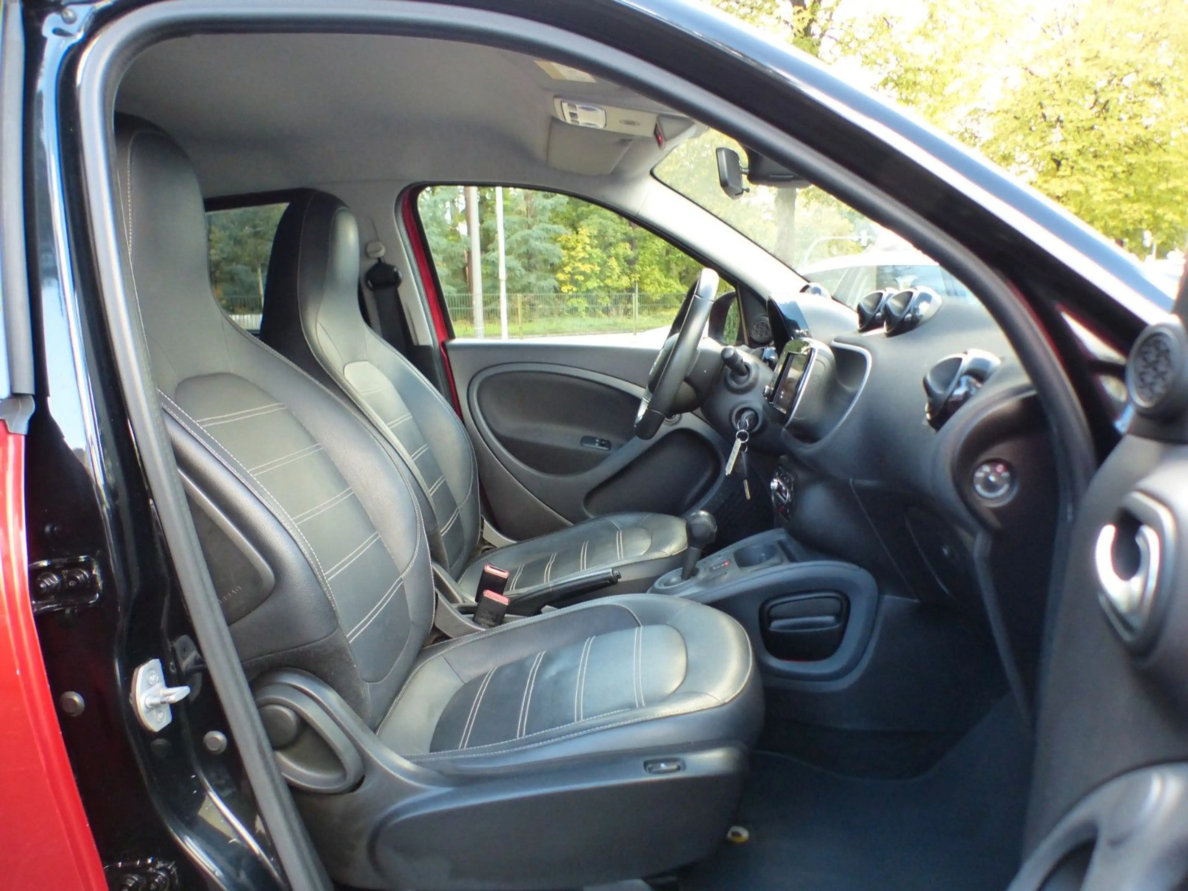 smart forFour 1.0 Prime Automatik Leder Shz Prkhlf Alu — photo 11