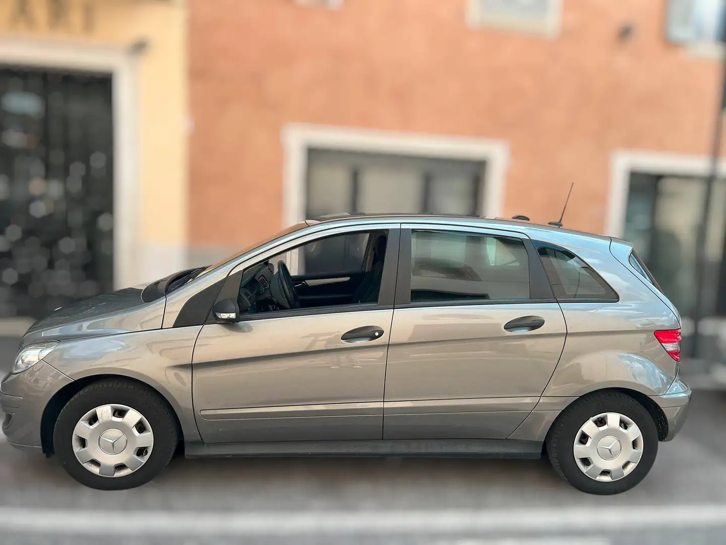 Mercedes-Benz B 170 - ANCHE PER NEOPATENTATI Grau - 2