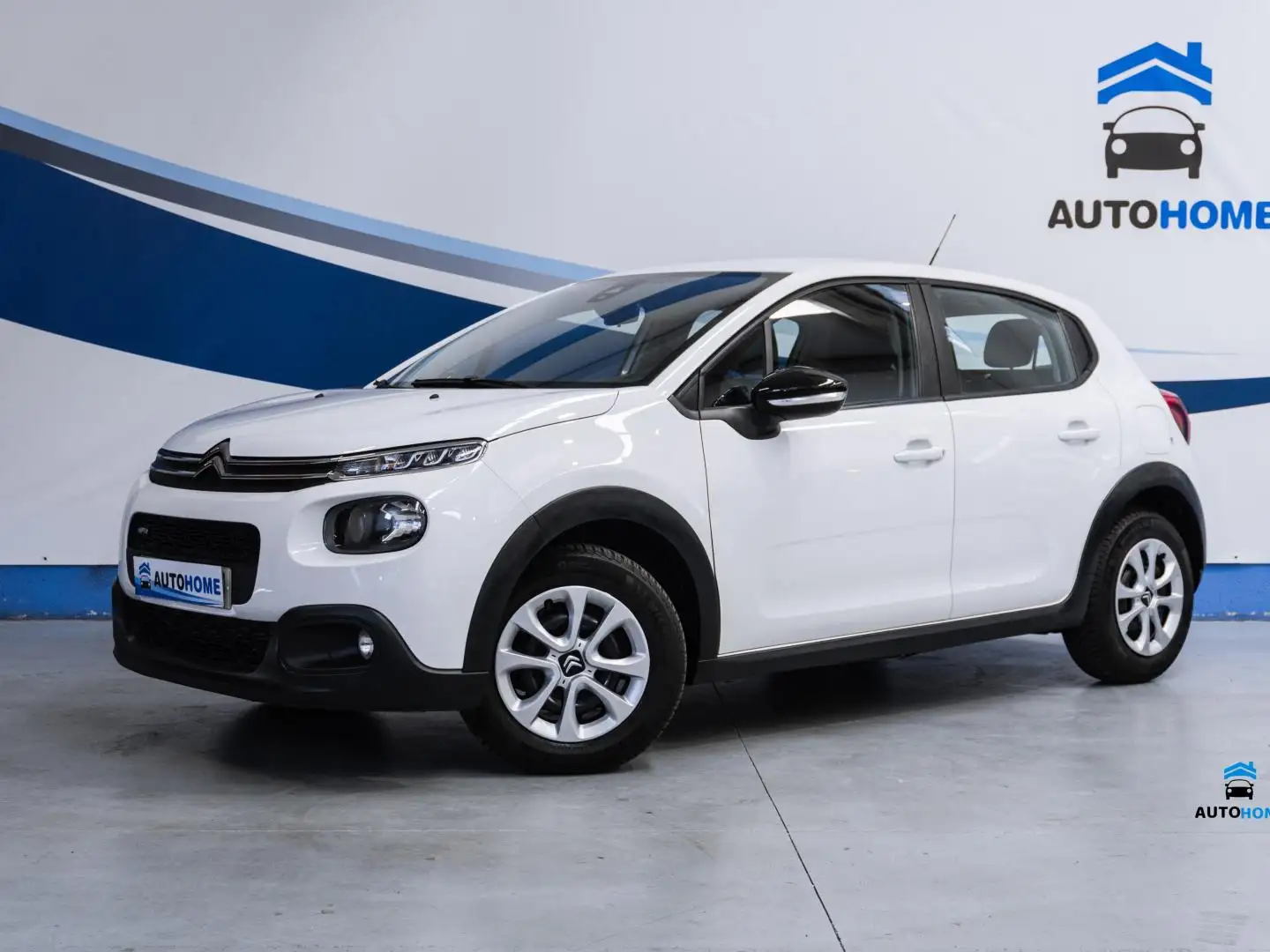 Citroen C3 1.2 PureTech S&S Live Pack 83 Blanc - 1