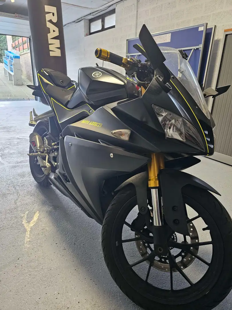 Yamaha YZF-R125 2017 ABS Negru - 2