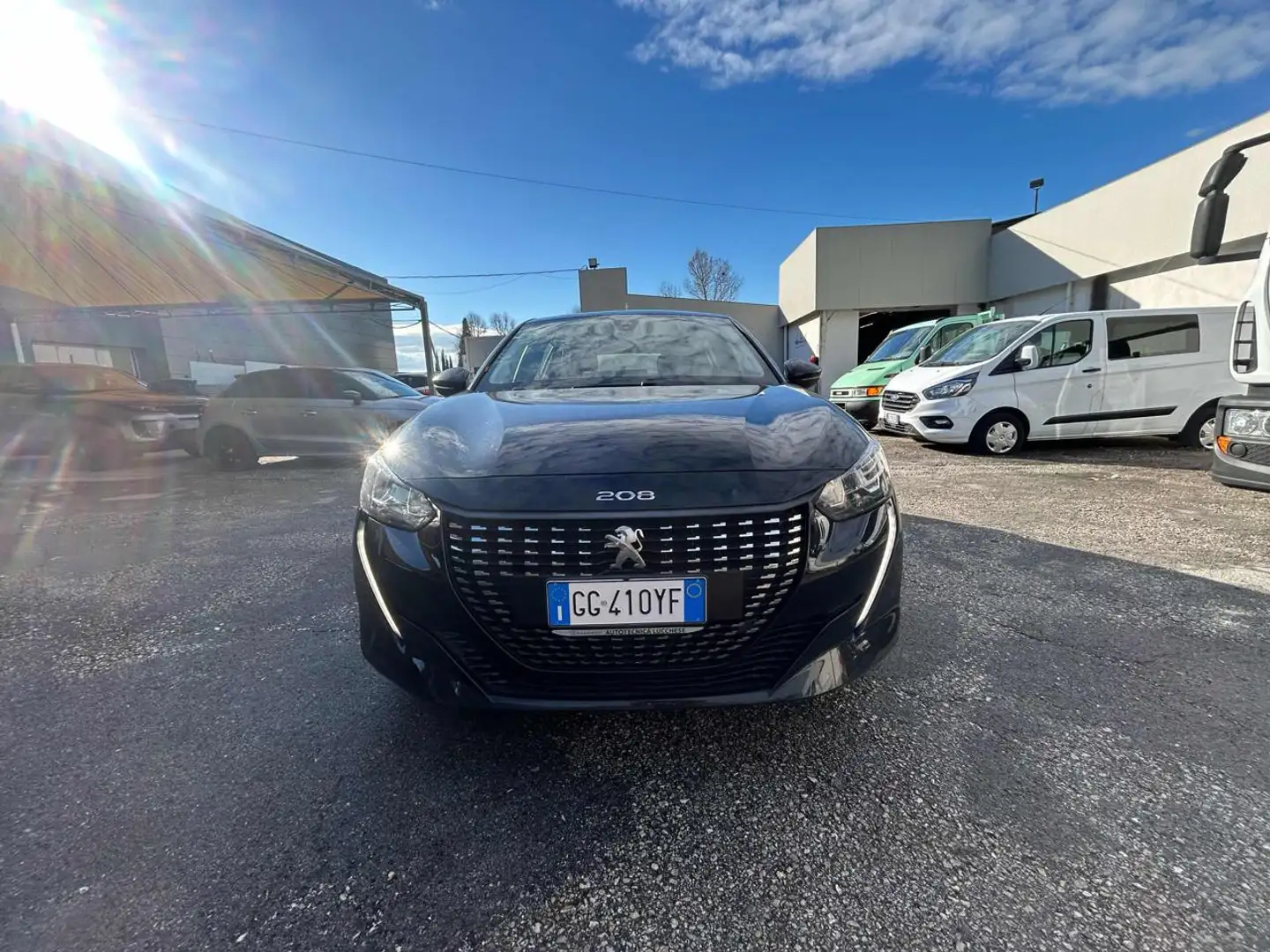 Peugeot 208 PureTech 75 Stop&Start 5 porte Active Negro - 2