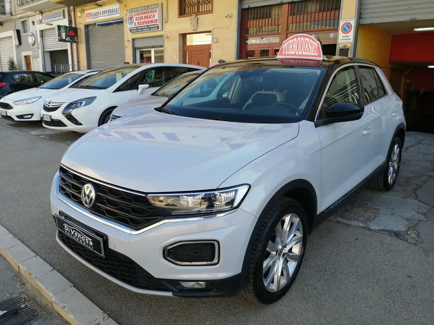 Volkswagen T-Roc 1.6 tdi 116 CV FULL LED *UFFICIALE ITALIANA* Grigio - 1