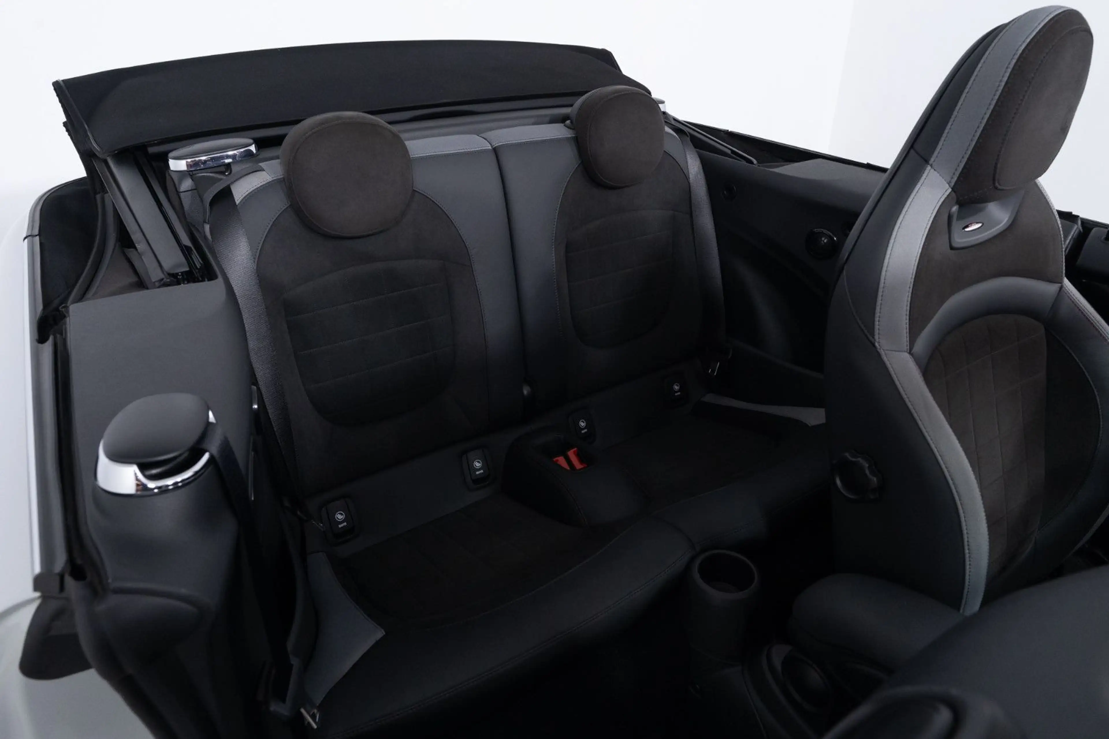MINI John Cooper Works Cabrio John Cooper Works — photo 12