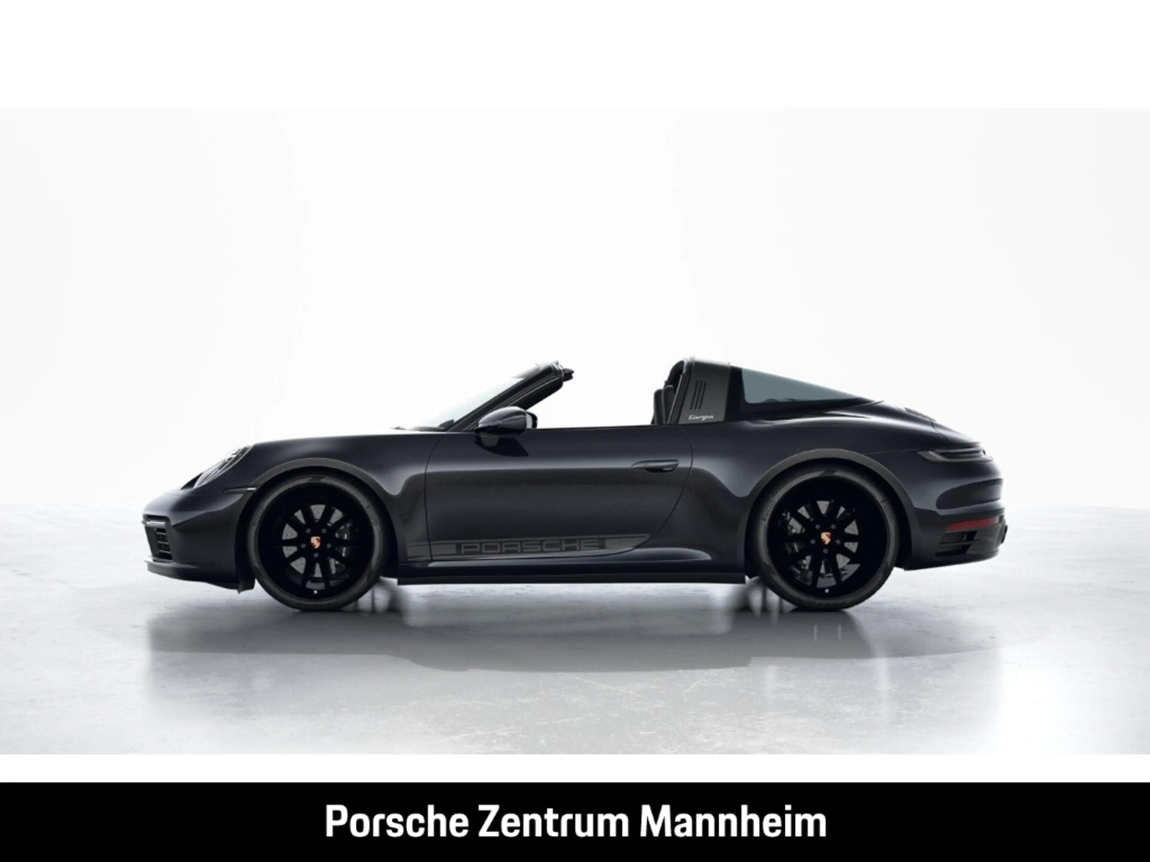 Porsche 992 (911) Targa 4S — photo 2