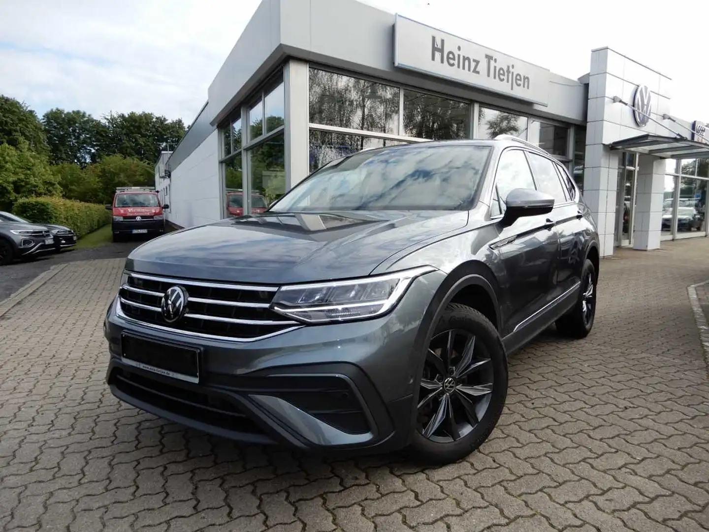 Volkswagen Tiguan Allspace I 1.5 TSI OPF DSG Move Gris - 1