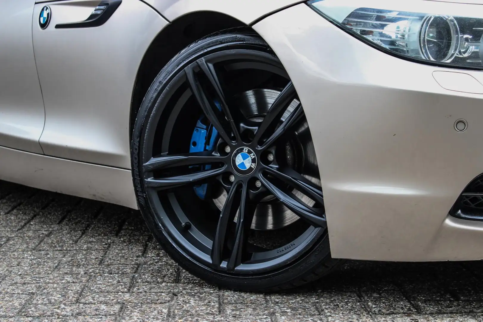 BMW Z4 Roadster SDrive35i NAP YOUNGTIMER LEDER PDC CLIMA Grijs - 2