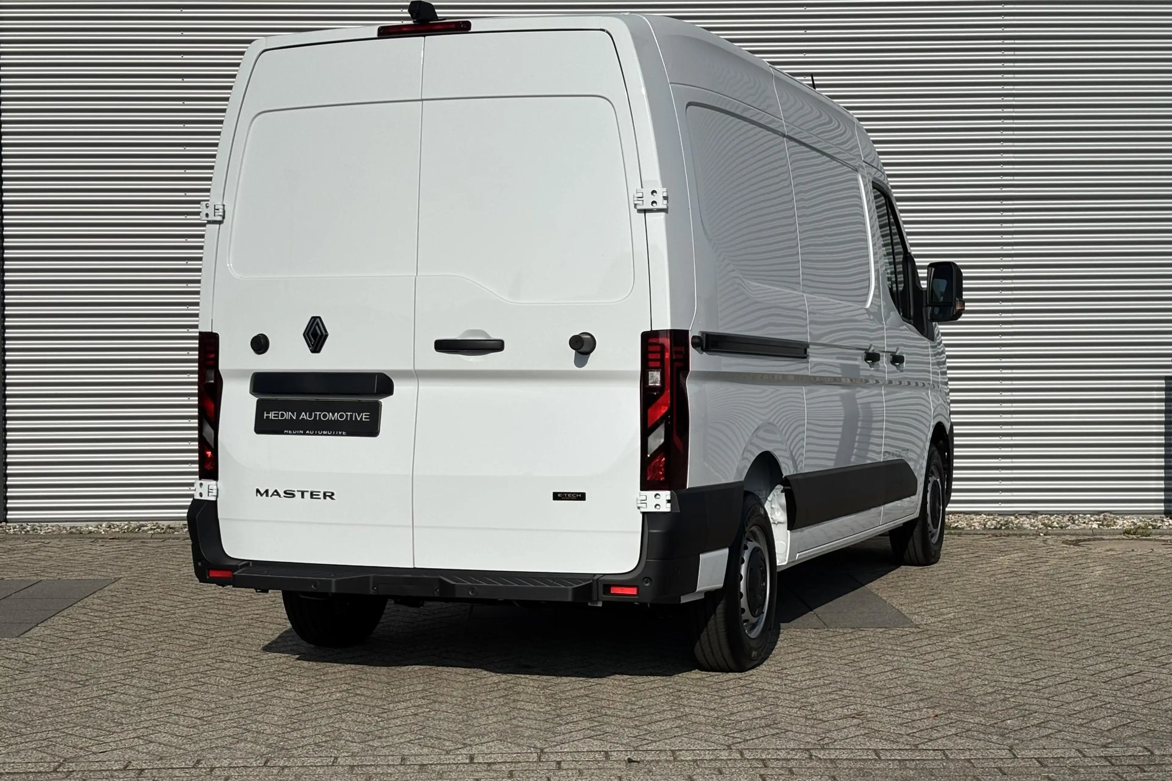 Renault Master E-Tech T35 L2H2 Extra long range 87 kWh | parkeers — photo 2