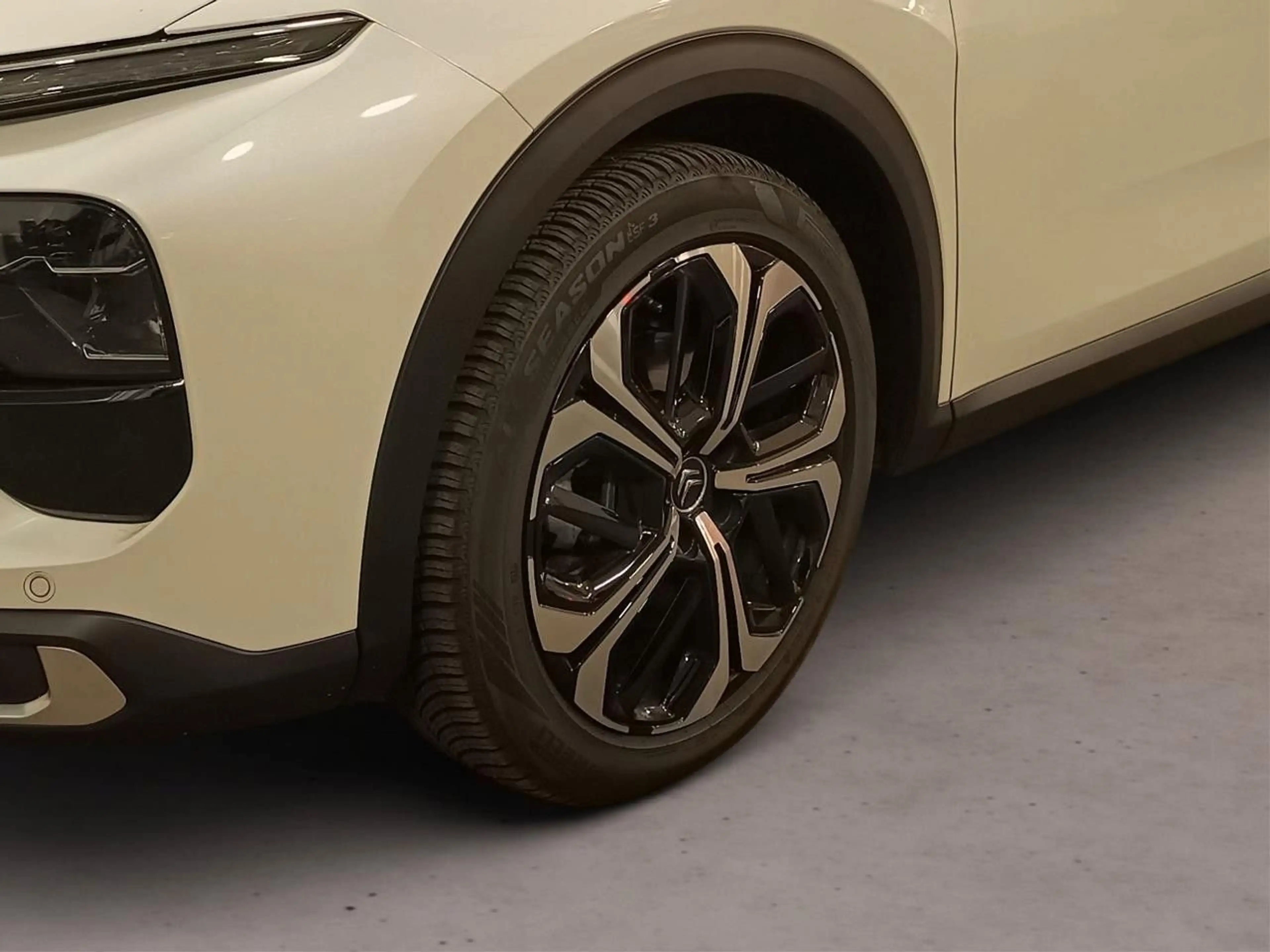 Citroen C5 X Hybrid 145PS 6G-DSG Plus *HEAD-UP*LEDER* — photo 14