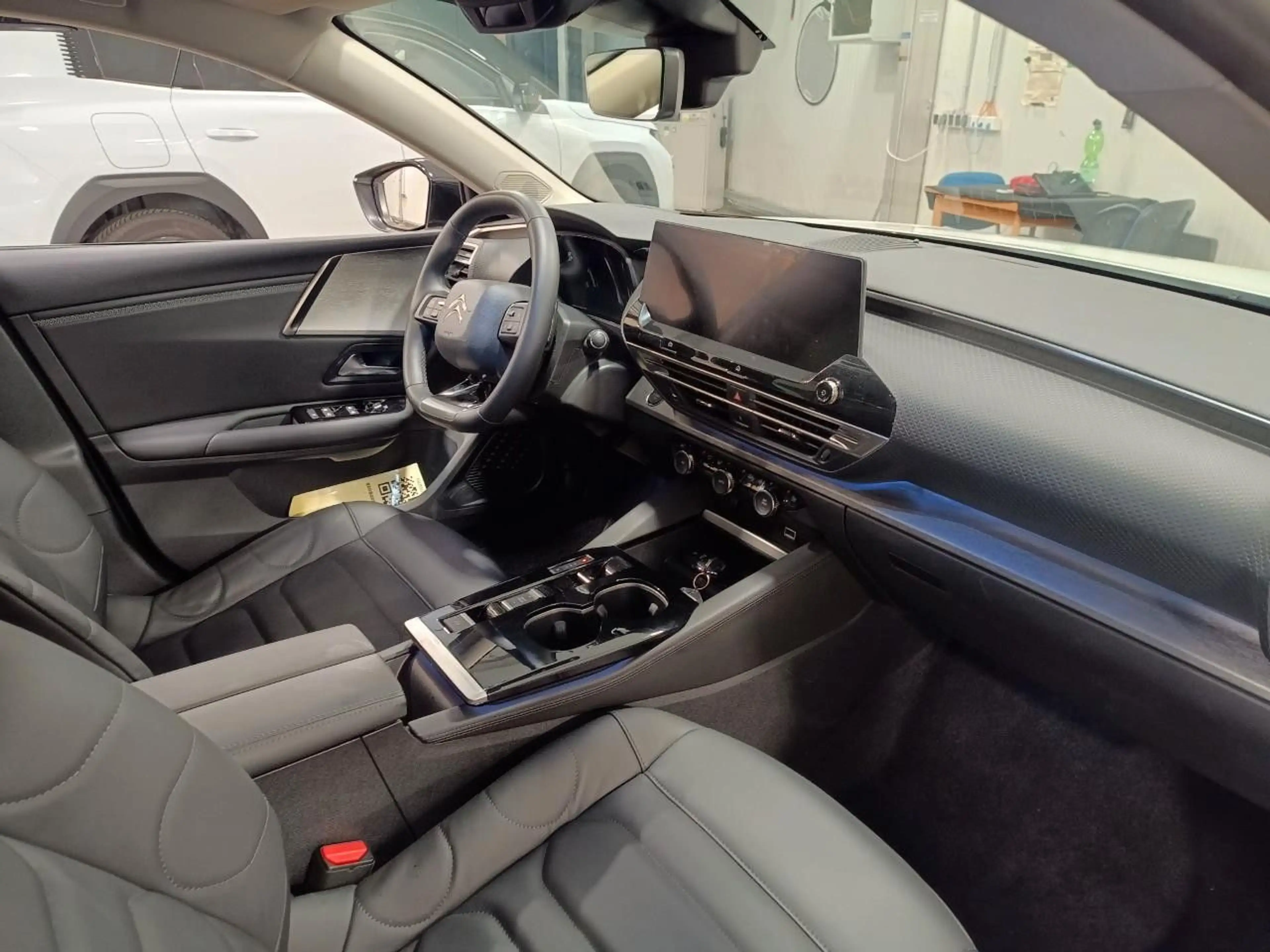 Citroen C5 X Hybrid 145PS 6G-DSG Plus *HEAD-UP*LEDER* — photo 4