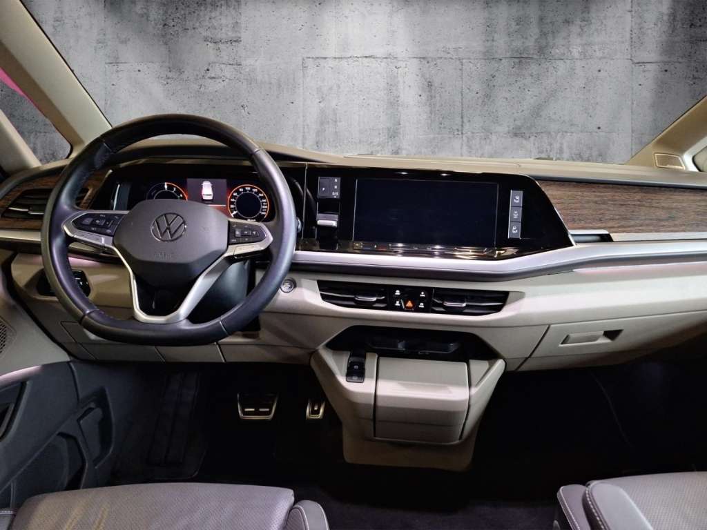 Volkswagen T7