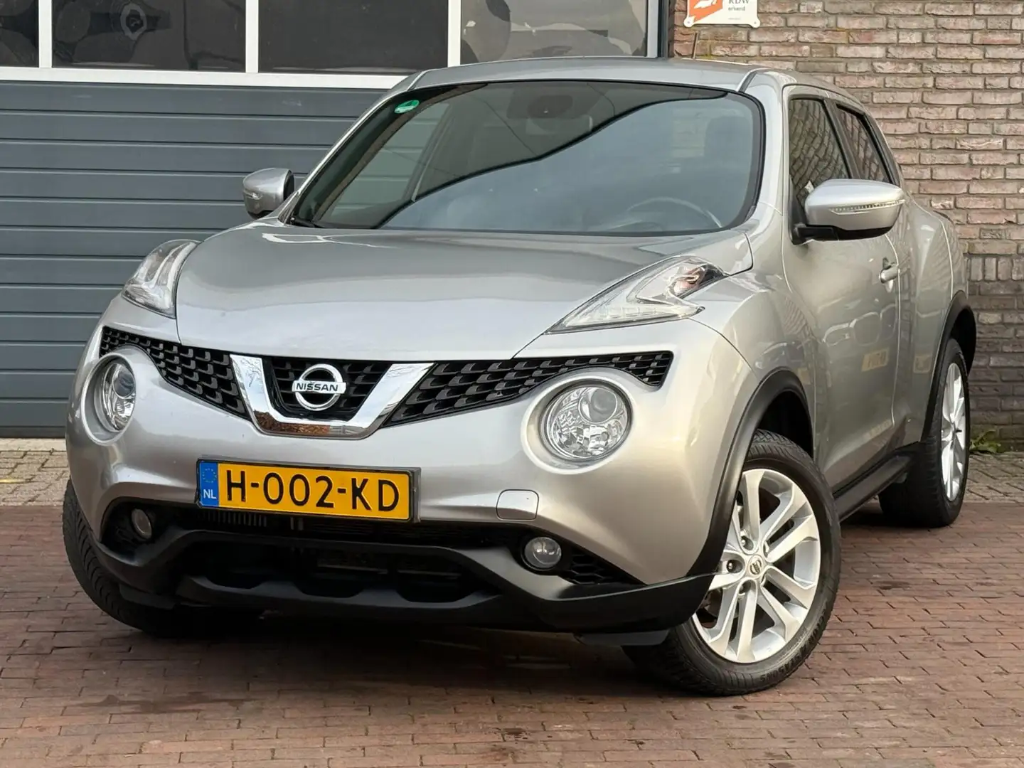 Nissan Juke 1.2 DIG-T S/S N-Connecta|Navi.|Climate Grau - 2